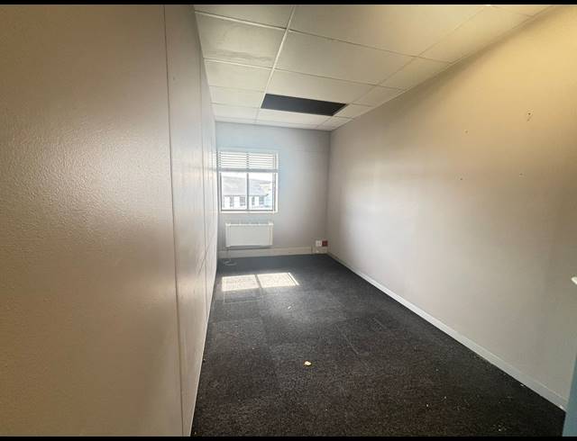 170M² OFFICE TO LET IN TYGER VALLEY